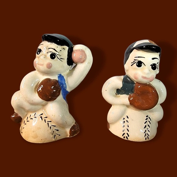Vintage Salt and Pepper Shakers Baseball Players Antique Rare Unique - Picture 1 of 6